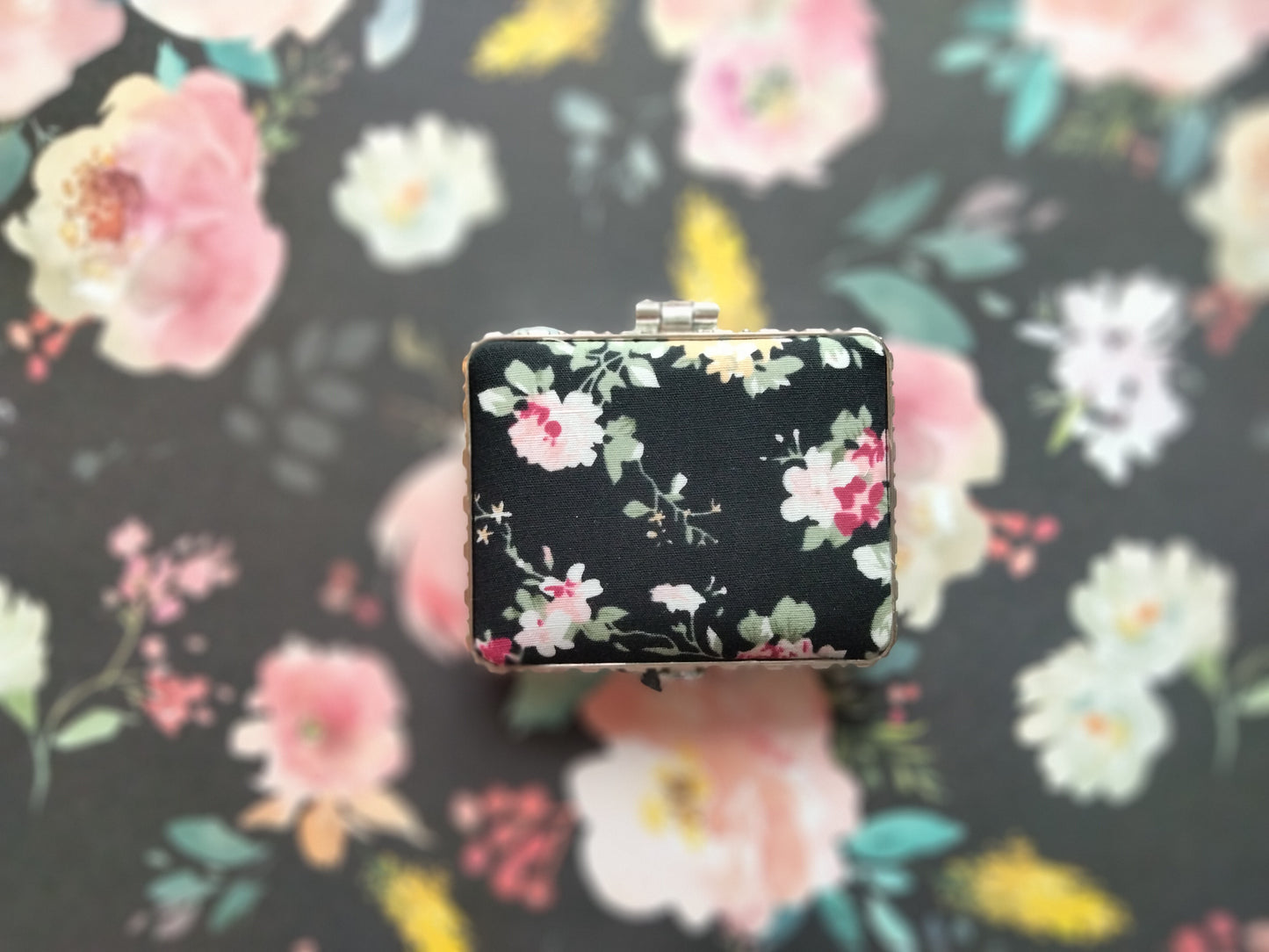 Espejo floral vintage