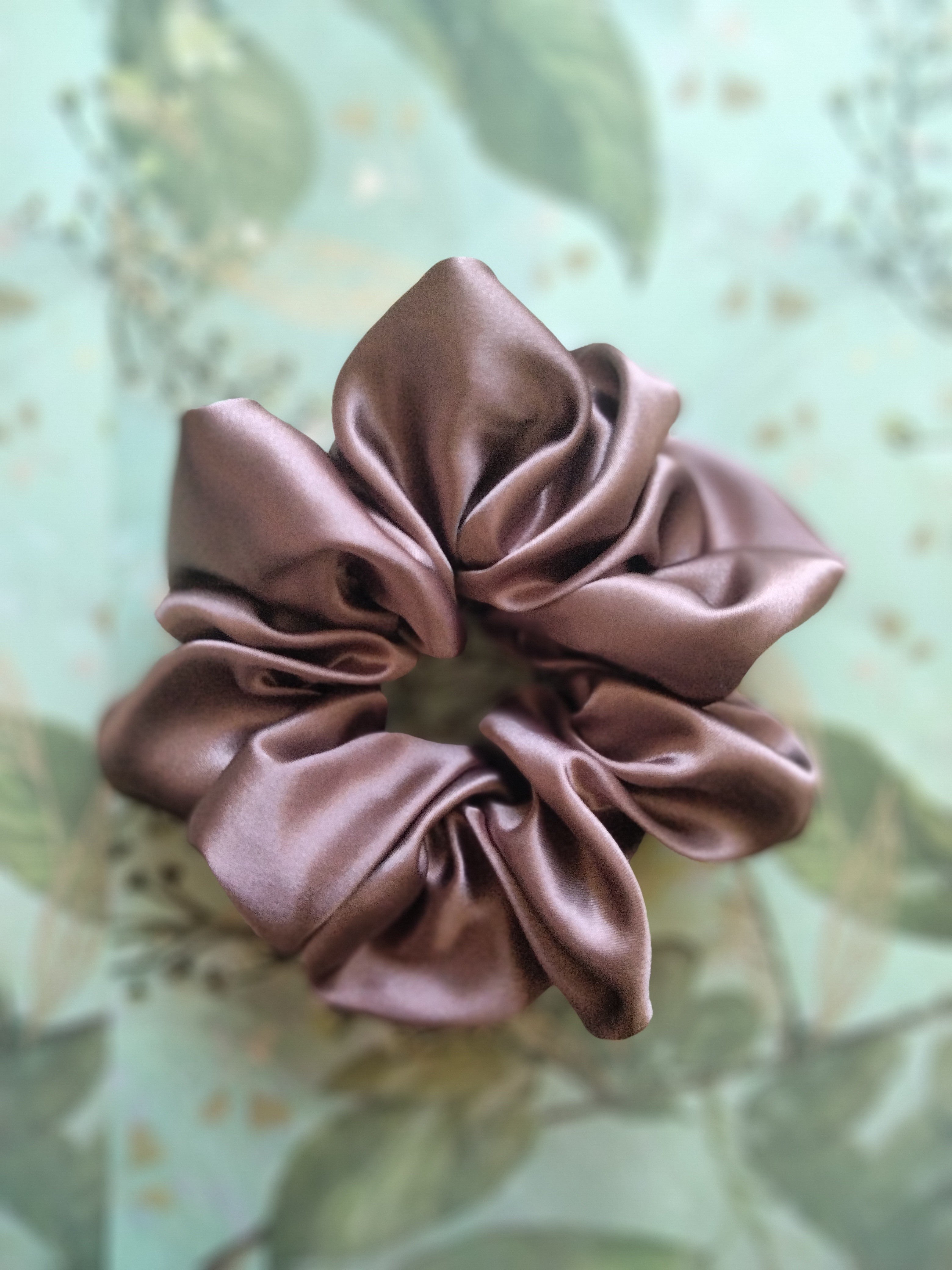 Scrunchie satin Leigh brown