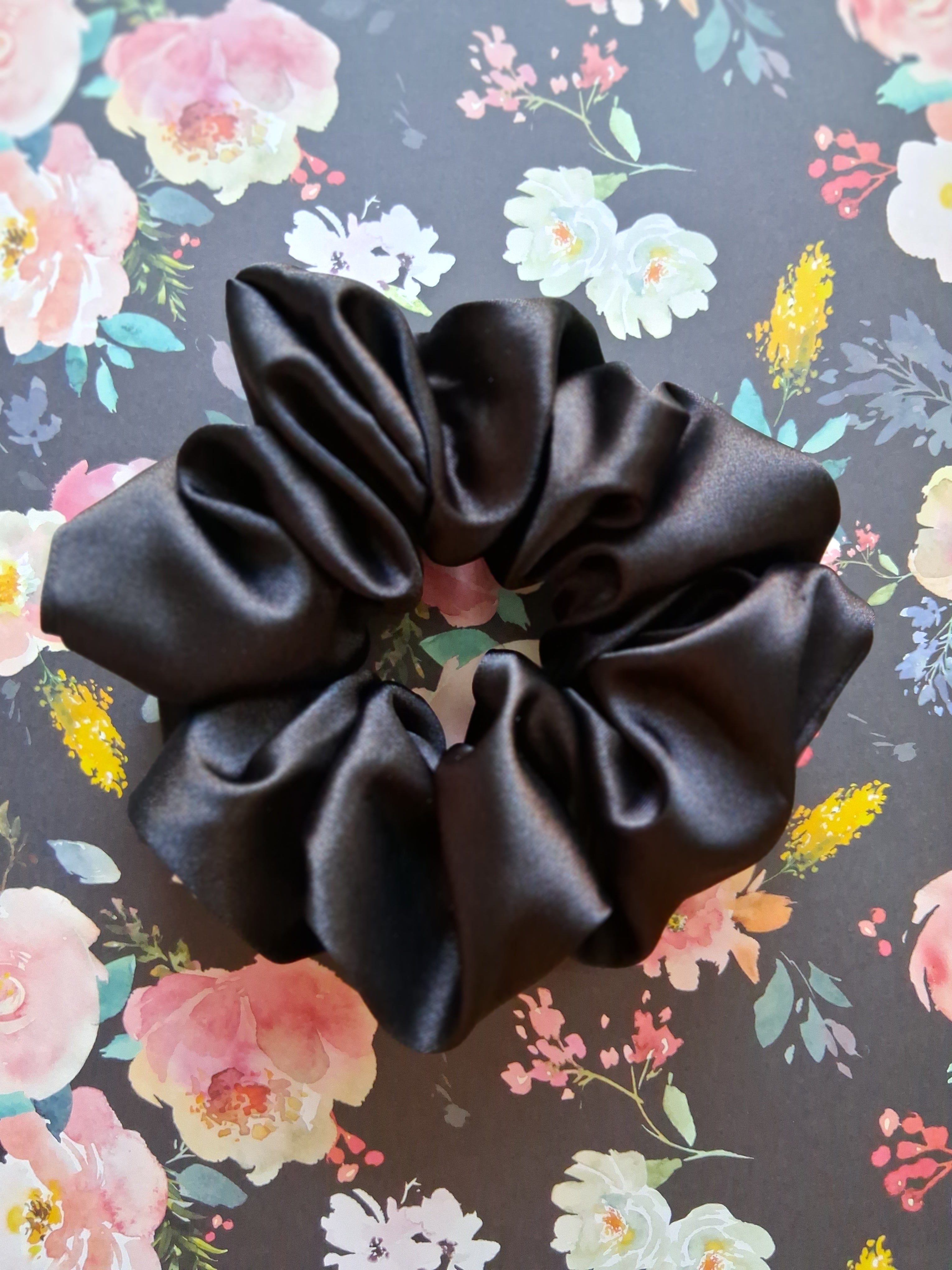 Scrunchie satin Black