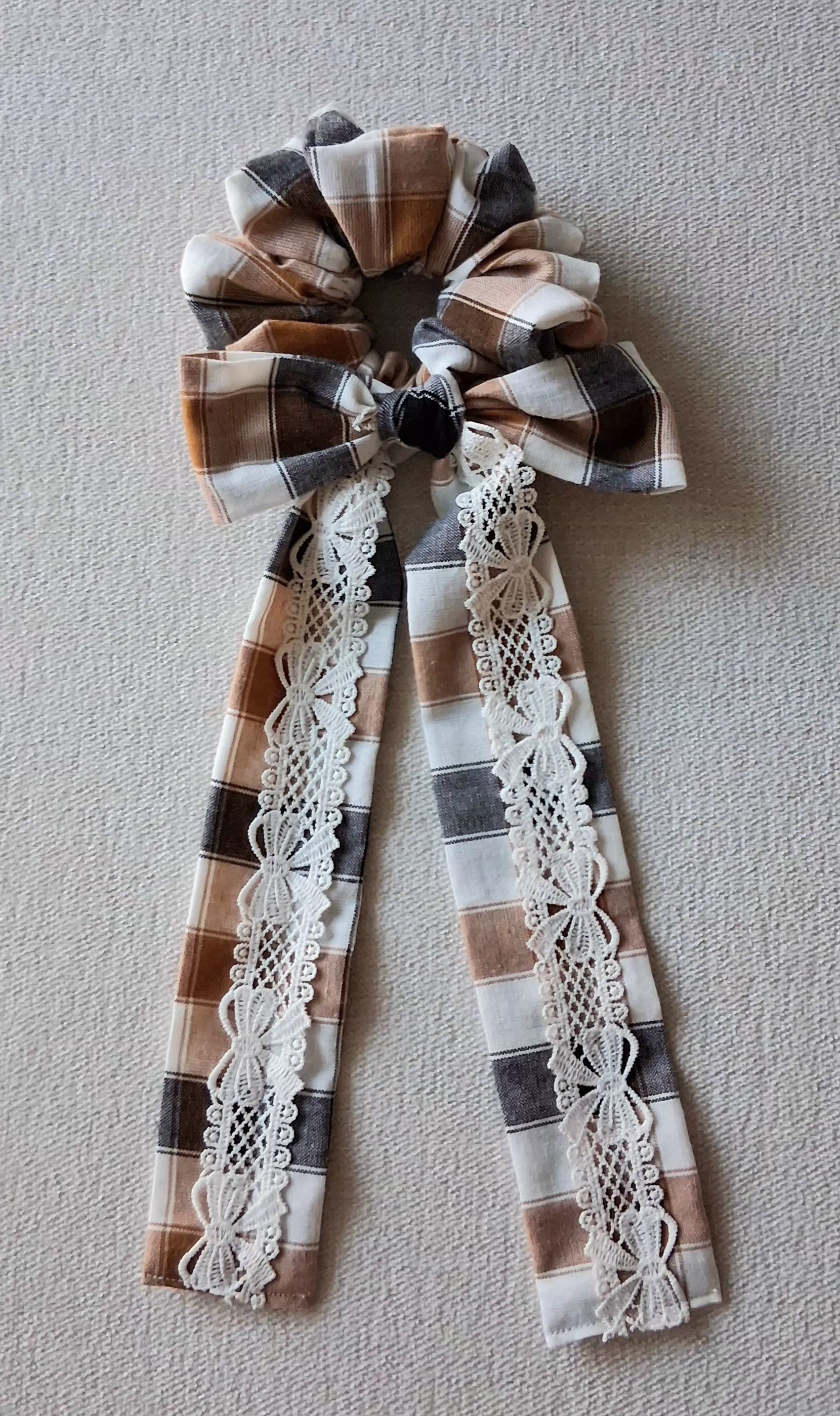 Scrunchies bow