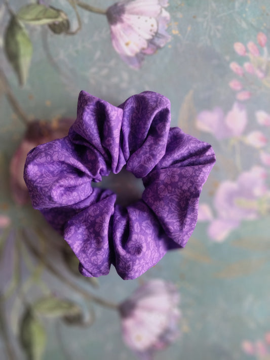 Purple ava